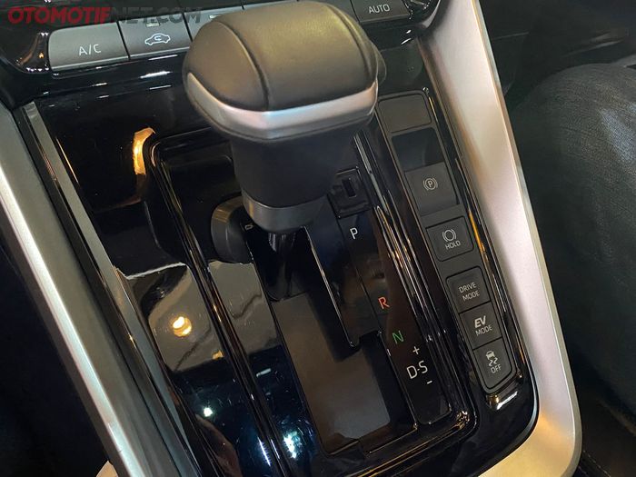 Transmisi Direct Shift CVT Toyota Kijang Innova Zenix jenis 