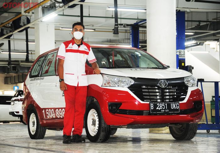 Auto2000 sudah mempersiapkan team tekhnisi atau mekanik  dalam melakukan perawatan dan perbaikan mobil Hybrid.