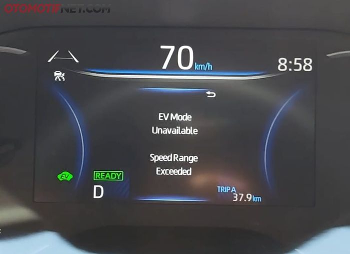 Mode EV di Toyota Kijang Innova Zenix Hybrid tidak bisa dihidupkan