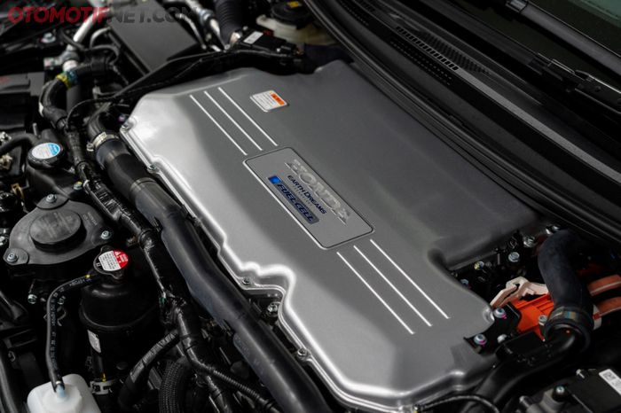 Mesin Honda bertenaga Hydrogen Fuel Cell Electric Vehicle (FCEV).