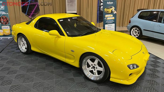 Mazda RX-7 di di JDM Fest 2023