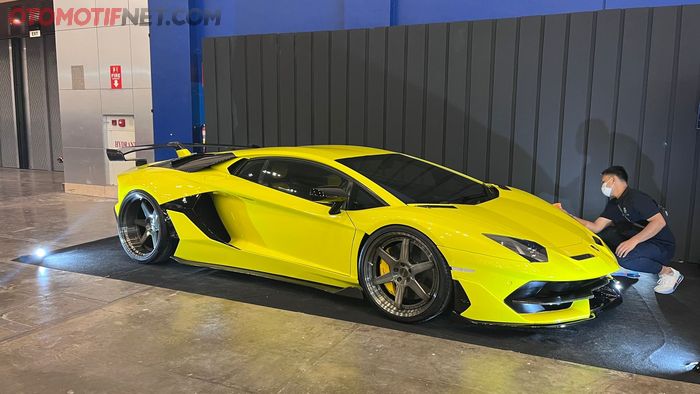 Lamborghini Aventador ganti warna, dipajang di acara The Elite Showcase 2023