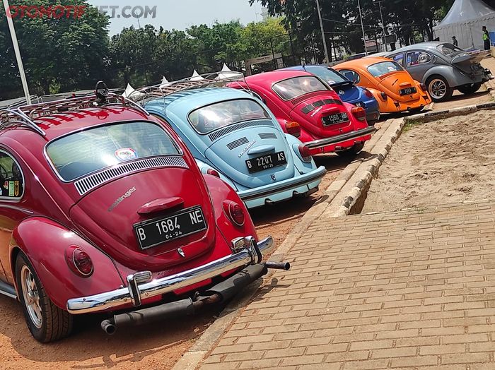 Tak hanya VW, mobil non VW juga hadir di acara Jakarta Auto Classic Meet Up (JACMU)