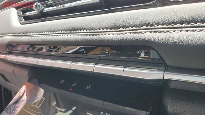 Tombol Multi Driving Mode di Chery Tiggo 7 Pro ada di sebelah kiri kolom setir