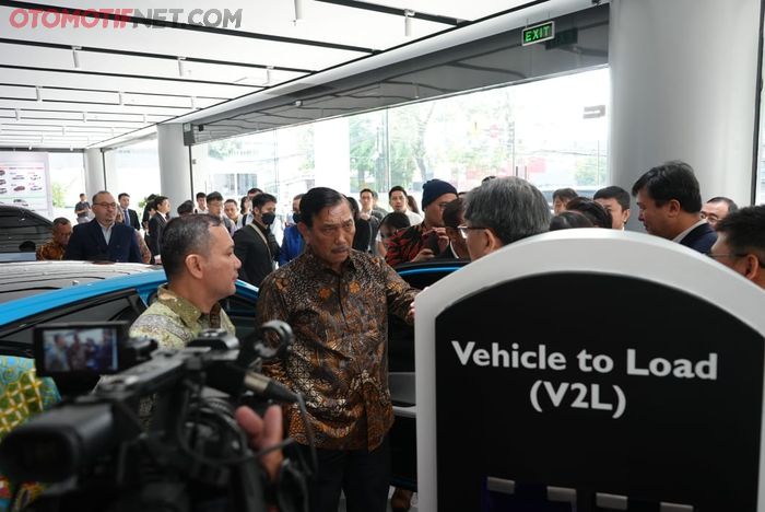 Menurut Luhut, MG akan jadi kendaraan listrik yang diminati Rakyat Indonesia, dari segi desain, teknologi dan harga.