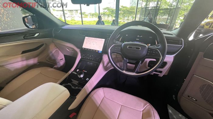 Interior Jeep Cherokee 2023