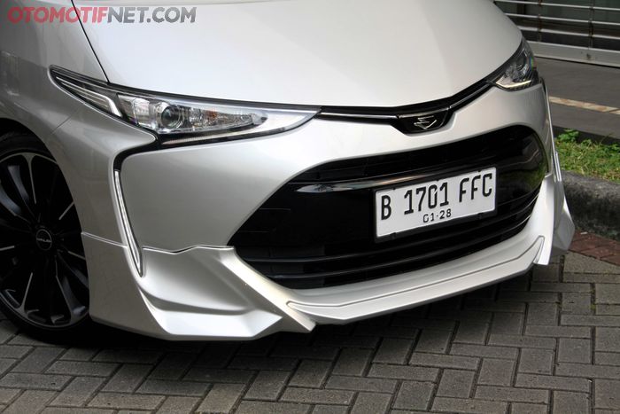 Add-on body kit Modellista X Wald untuk Estima yang sangat rare