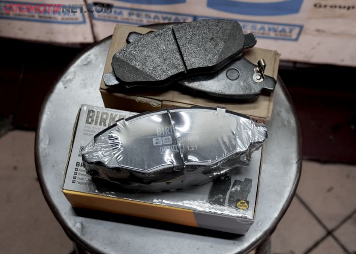 ILUSTRASI. Spare part palsu alias genuine box (gebox) menggunakan kemasan genuine parts tapi isinya beda, tidak sesuai, atau tidak dibuat oleh produsen merek mobil.