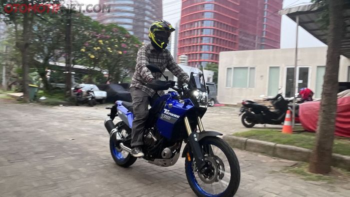 Disebut sebagai motor adventure yang punya bobot enteng, Yamaha Tenere 700 dibanderol Rp 450 juta (off the road)