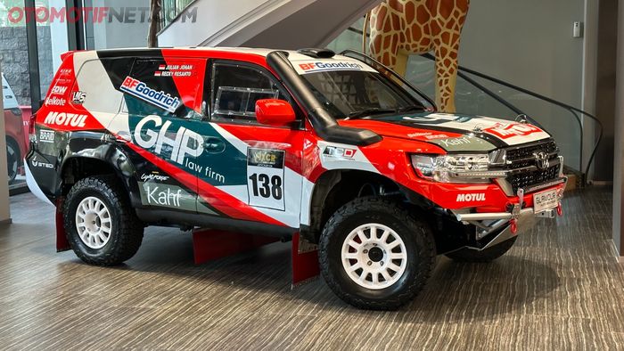 Toyota Land Cruiser 200 (Lexus LX570) bakal dibesut Julian Johan di ajang Asia Cross Country Rally 2023