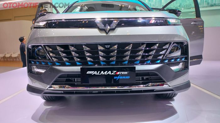 Tampilan baru vascia Almaz RS Hybrid 
