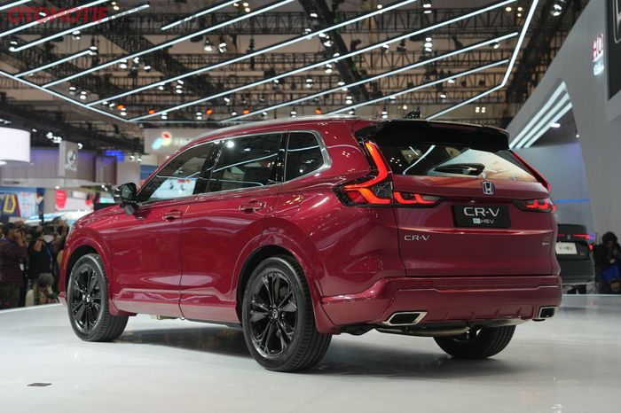 All New Honda CRV RS e:HEV dibanderol nyaris Rp 800 juta