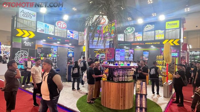 Booth PT Laris Chandra di GIIAS 2023