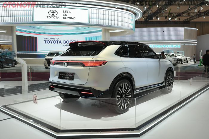 Honda SUV e:Prototype dipajang di GIIAS 2023, bentuk mirip HR-V