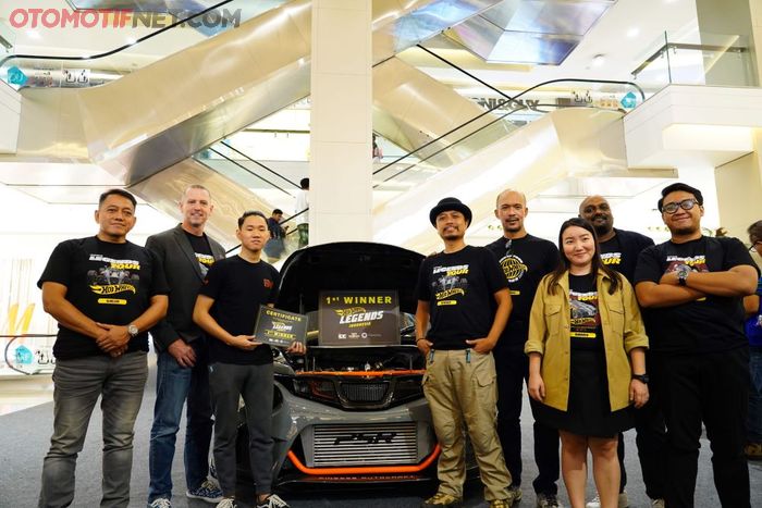 Nissan Juke modifikasi milik David Setiawan bersama para juri Hot Wheels Legend Tour 2023 Indonesia