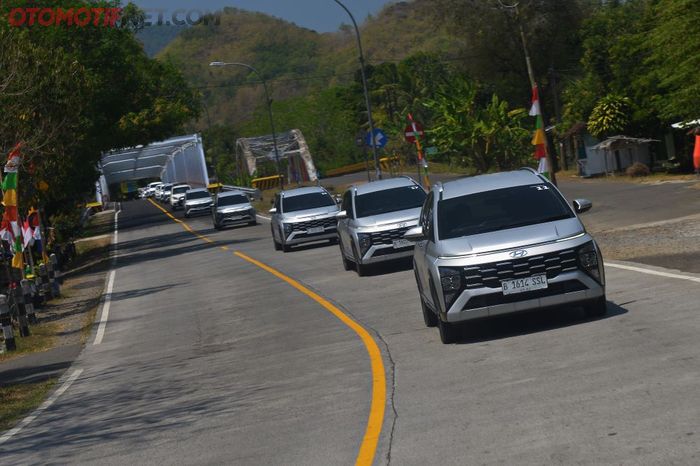Media Test Drive Hyundai Stargazer X  