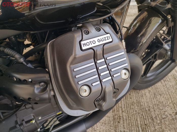 Mesin Moto Guzzi V7 Stone Special sudah mengalami upgrade sehingga punya performa lebih baik