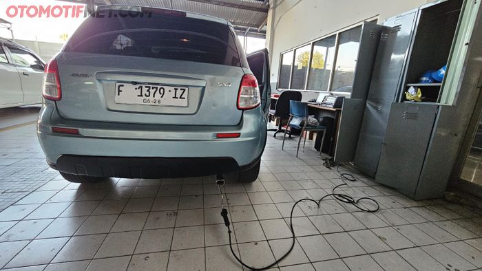 Mobil yang jam terbangnya tinggi juga bisa lolos uji emisi, dengan syarat ini
