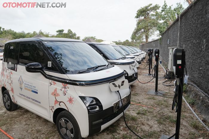 100 Wuling Air ev siap jadi mobil resmi KTT AIS Forum 2023