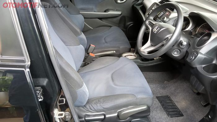 Kabin Honda Jazz GE8 tipe S 2010