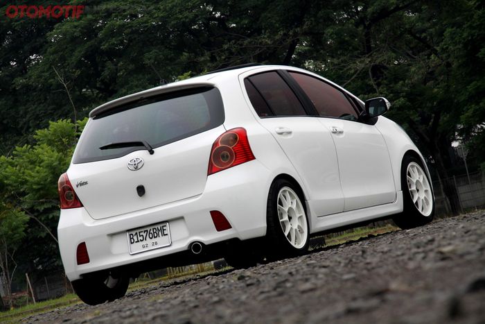 Modifikasi Toyota Yaris 2009 milik Daffa, tampak belakang