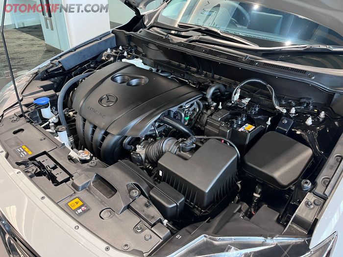 New Mazda CX-3 punya pilihan pilihan mesin 2.0L di varian 2.0 Pro