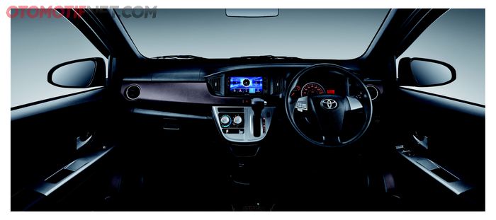 Interior Toyota Calya