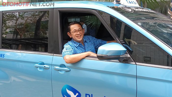 Adrianto Djokosoetono, Dirut PT Blue Bird Tbk. Setelah pelajari lebih dalam, layanan Lifecare Taxi akan diperluas