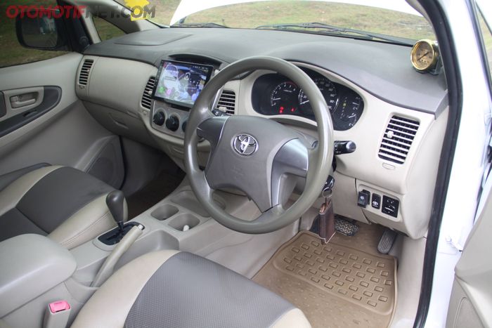 Ubahan di interior fokus ke audio