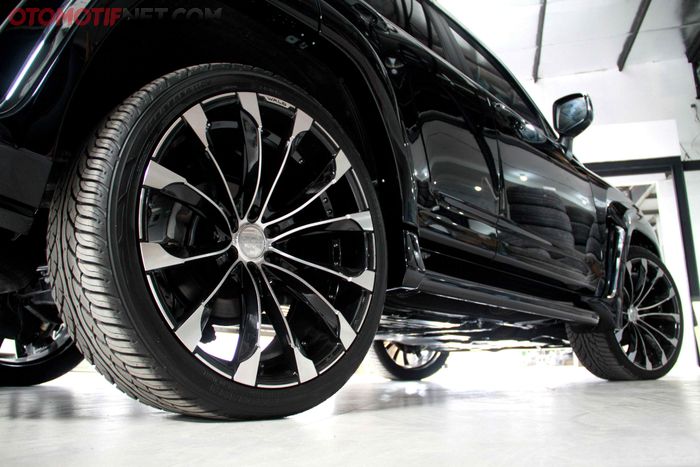 Pelek Wald J11C Jarret 24 inci, mewah!