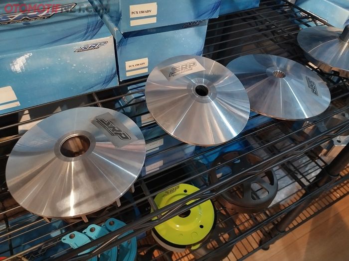 CVT set Honda Stylo 160 diganti pakai part dari SRP