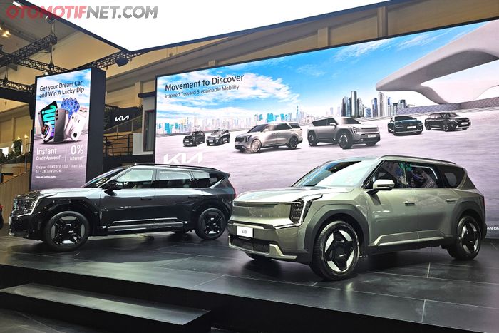 Kia EV9 GT-Line dan EV9 Earth di GIIAS 2024