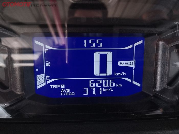 Yamaha NMAX Neo masih pakai panel instrumen LCD negative display