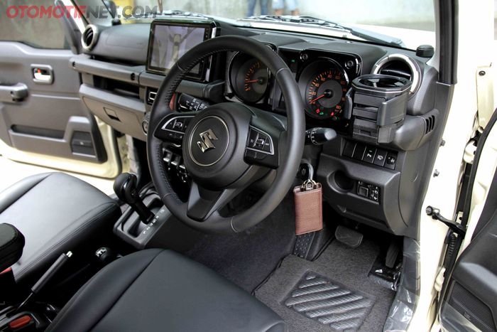 Banyak part tambahan di interior