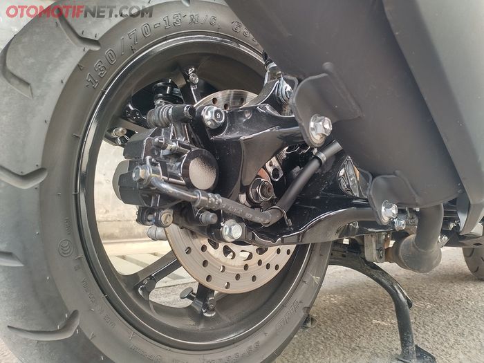 Yamaha NMAX Neo dibekali dengan rem belakang cakram 1 piston