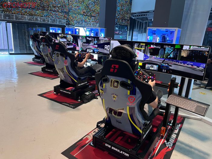 Ada tiga kelas yang dilombakan, Novice, Non-seeded, dan Seeded dengan peserta mencapai 100 racer