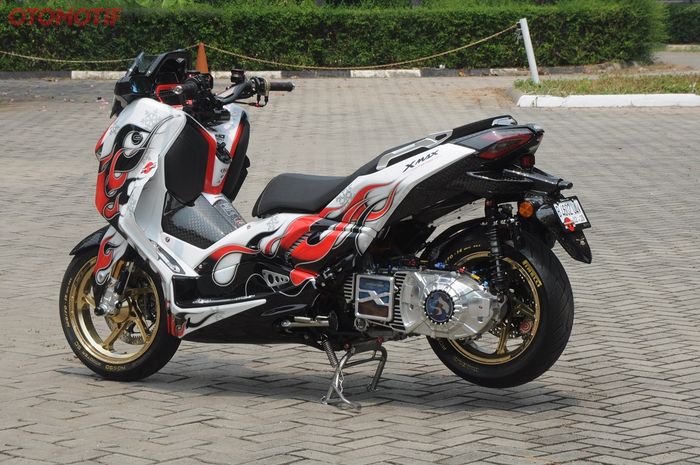 Bak CVT Tanutong Yamaha XMAX dilengserkan oleh Brixxton buatan lokal