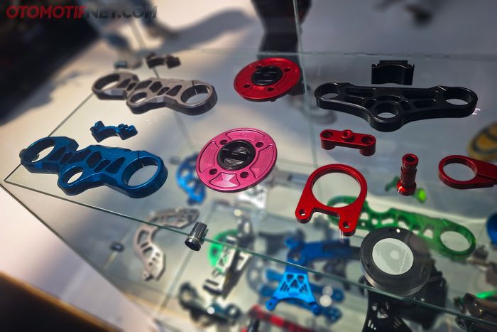 Japs Racing menyediakan spare part dan aksesori untuk moge