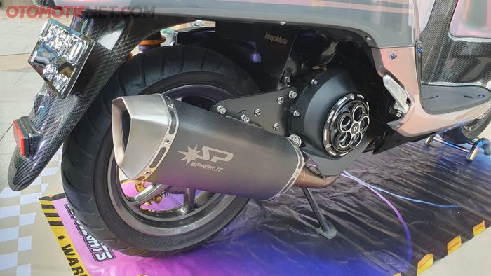 Knalpot bawaan Fazzio diganti pakai Spark dengan header custom, secara ukuran cocok untuk Fazzio