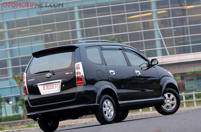 Toyota Avanza 1.3 S A/T 2004