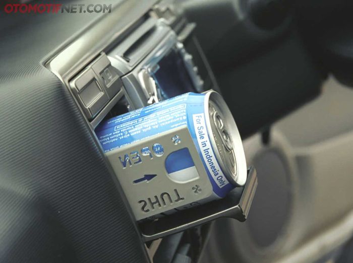 Kulkas dengan 'tenaga' embusan angin AC