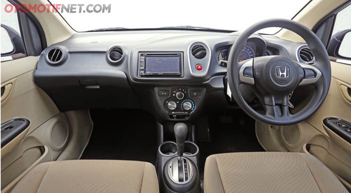 Dasbor Honda Mobilio E CVT Prestige 2014 