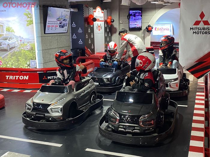 Setelah bikin SIM ala MMKSI kita bisa balap gokart lho.. Asikkkkkk