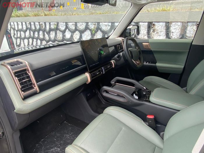 Interior Chery J6 iWD 