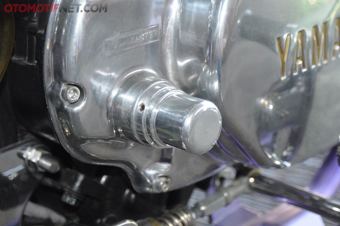 Karena Yamaha XS650 ini tidak pakai kick starter, lubangnya diblok