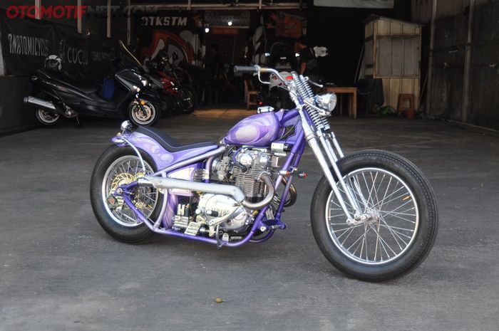 Yamaha XS650 karya Batakastem ini berhasil meraih juara 1 di kelas Japanese Chopper-Bobber di Kustomfest 2024