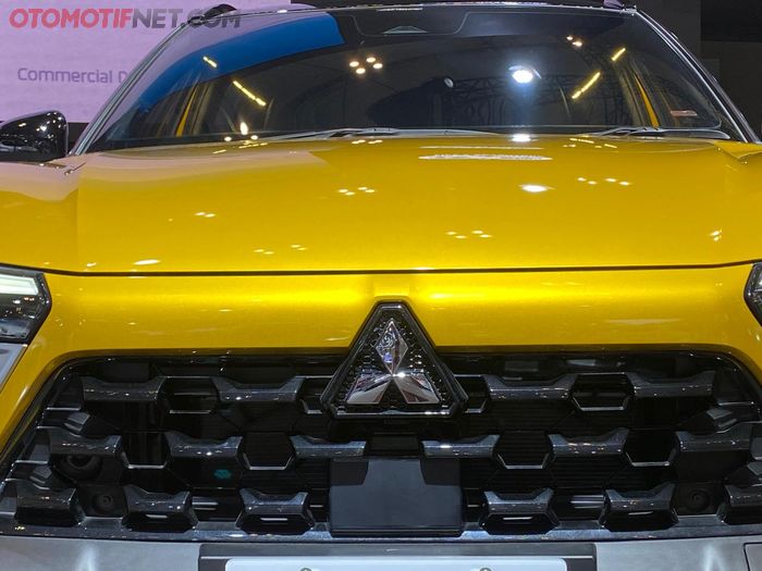 Radar dan kamera ada di bagian fascia Xforce DS