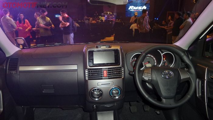 Dasbor Toyota Rush TRD 2016