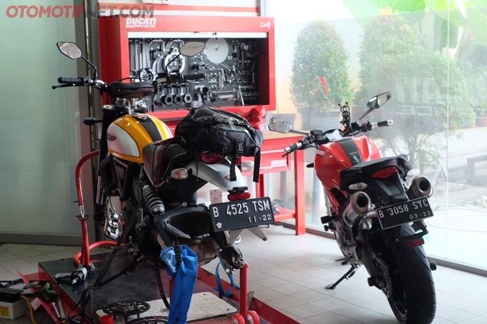 Salah satu pit servis di Ducati Indonesia Flagship Store