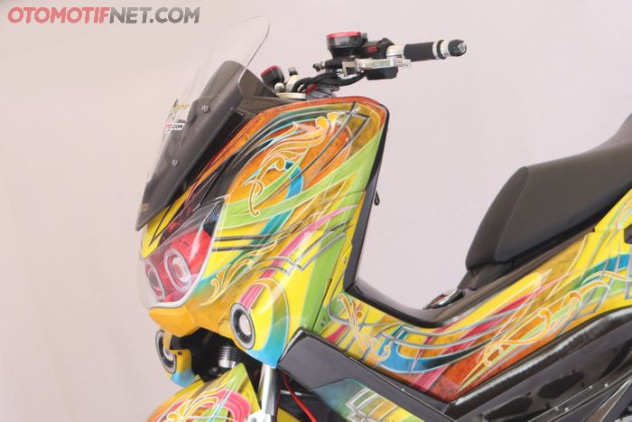 Yamaha NMAX Kuning Grafis Prokitt
